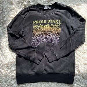 Boys H&M long sleeve top size 8/10